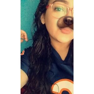 Meet your Posher, Karina